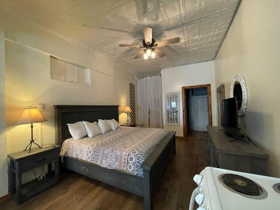 Loft 4 - 1 Of 5 Downtown Διαμέρισμα Alpine Εξωτερικό φωτογραφία